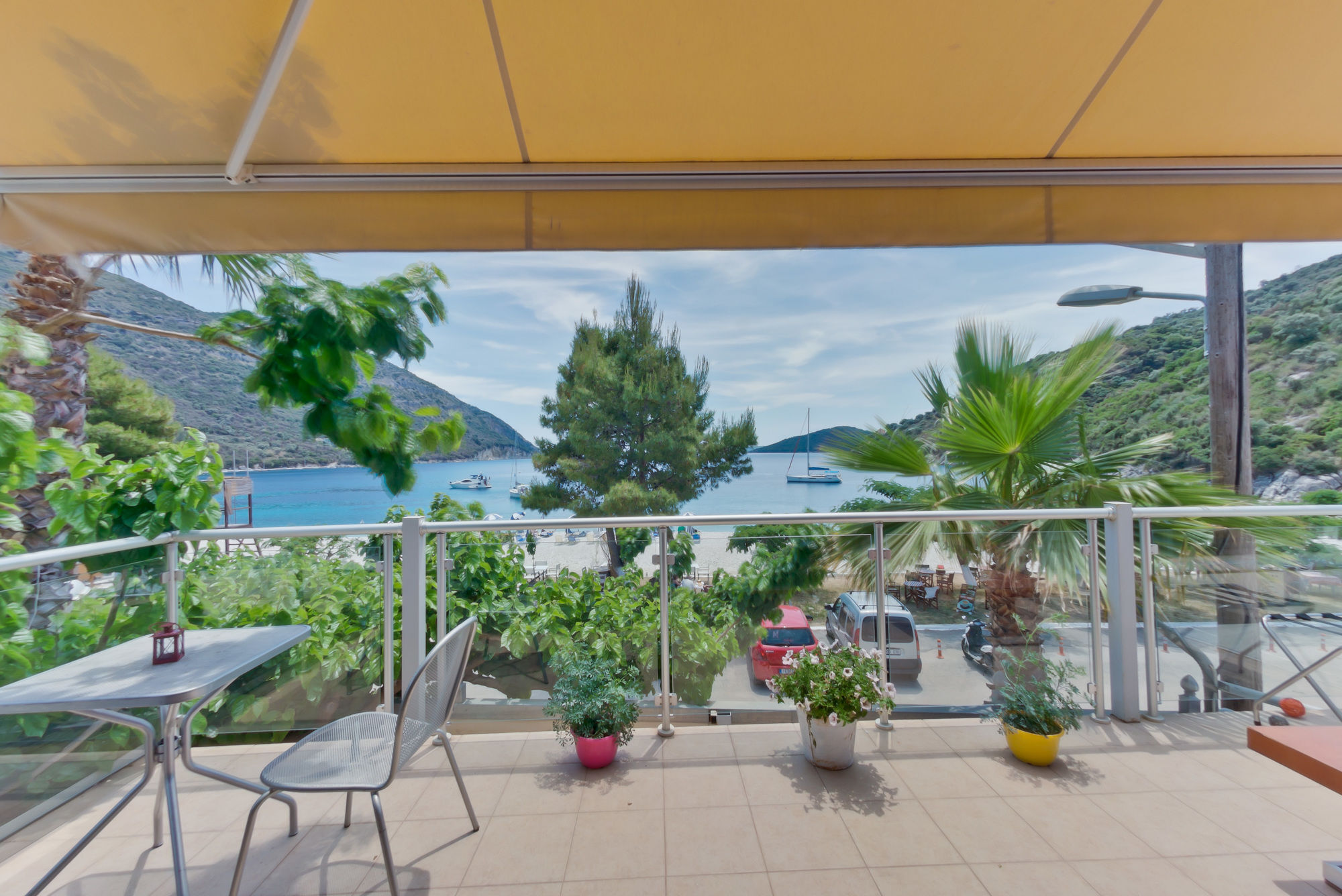 Rouda Bay Beach Hotel Mikros Gialos Exterior photo